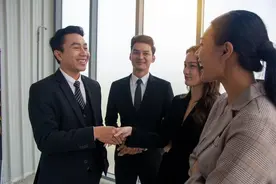 工会座谈会上讲话：围绕“六事”谈体会，有高度、有深度，有力度图片