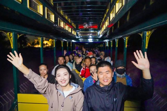 胡杨添新景 全民当“推手”！额济纳文化旅游全民营销推介活动重磅启航