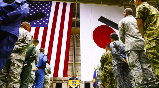 中方舰艇编队刚进钓鱼岛，日本就动手了，不到24小时，美军也下场