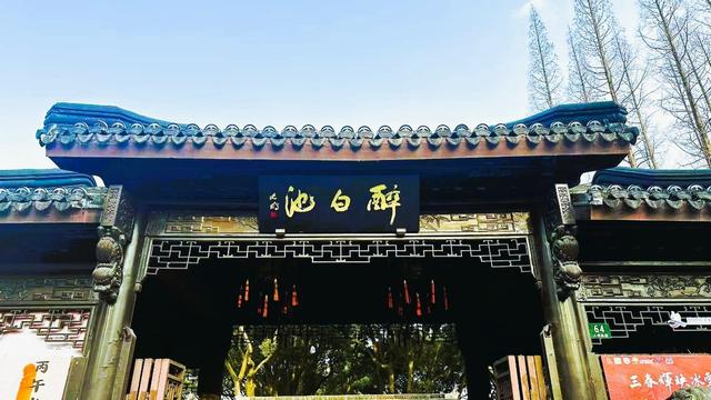 春天的打开方式，从公园徒步、赏花开启