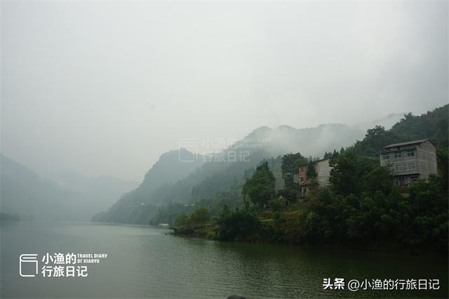自驾陕西最美沿江公路，半小时遇见一座古城、一个古镇，风景超绝