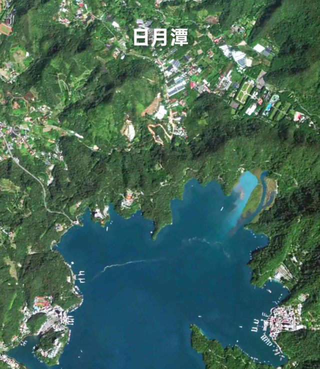 央视释放重要信号！535公里高空俯拍台湾，台北大小街道一览无余