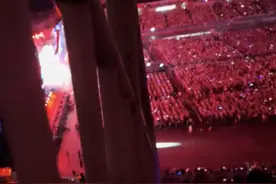 林俊杰济南站演唱会突发！观众现场大喊“退票、换座”图片