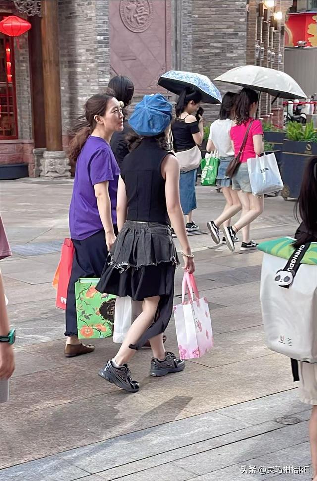 带娃从柳州去成都住了一个月，说真心话，柳州和成都比还是差太远