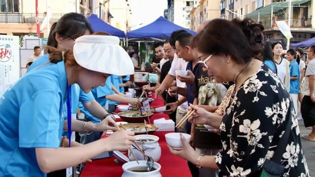 悦·遵义︱很特别！绥阳宽阔“夏日村市”太会了！