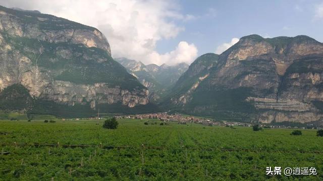 闯进绝美如画“上帝后花园”，却因太激动，在童话小镇闹出乌龙…