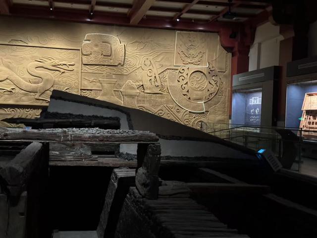 博物FUN | 亲睹“黄肠题凑”，探秘帝都汉韵