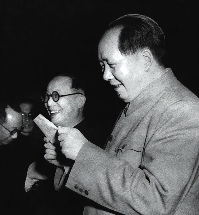 72年，周总理受到巨大委屈，毛主席下定论后，总理至死没解开心结