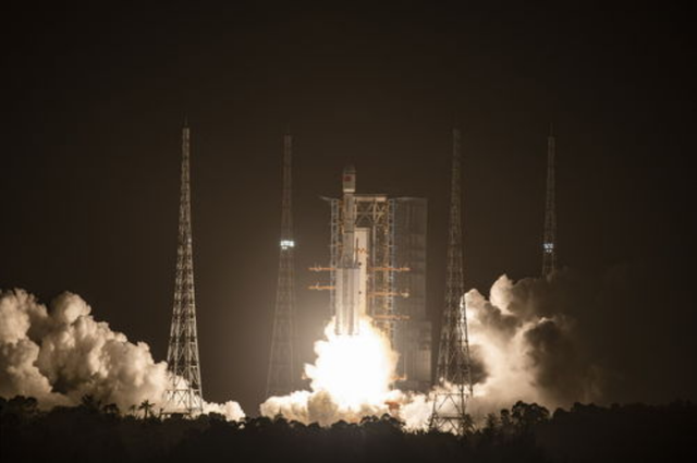 比星链还急？中国低轨卫星23天5颗还不够，2029年必须部署1300颗
