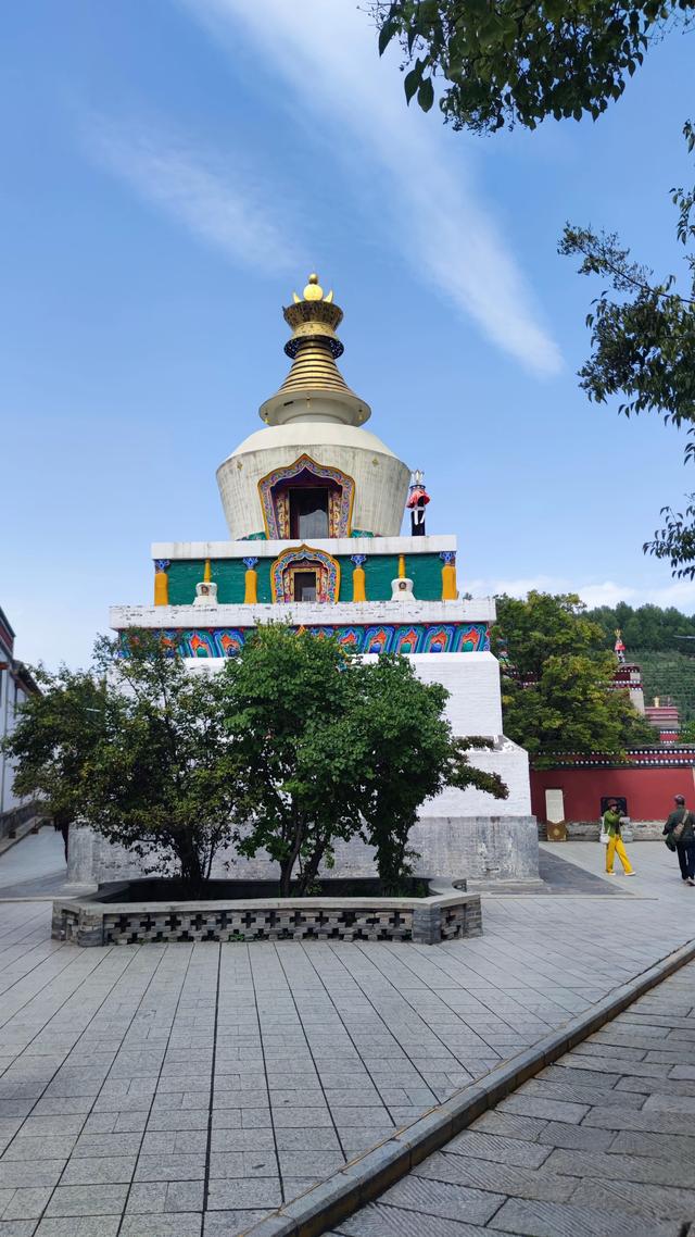 藏传佛教格鲁派四大寺院之一，西宁塔尔寺，碰巧免费进去了