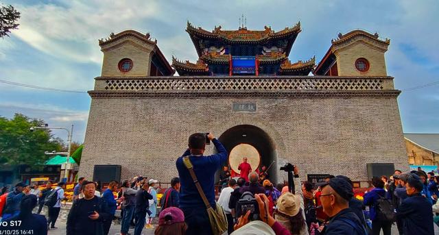 踏迹寻音：在民歌中探寻陕北榆林的风土人情
