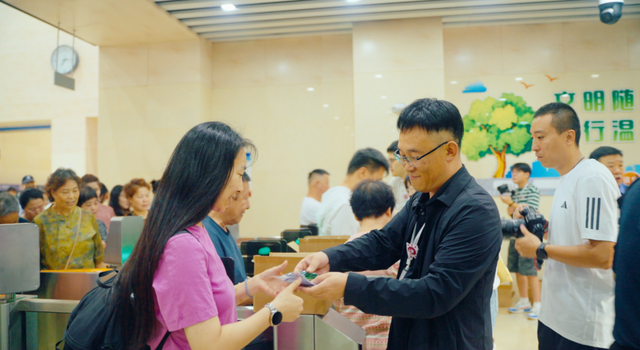 精准引流促融合 文旅宣传启新程——阳泉东站-石家庄站直达动车组列车首发文旅宣传活动成功举办
