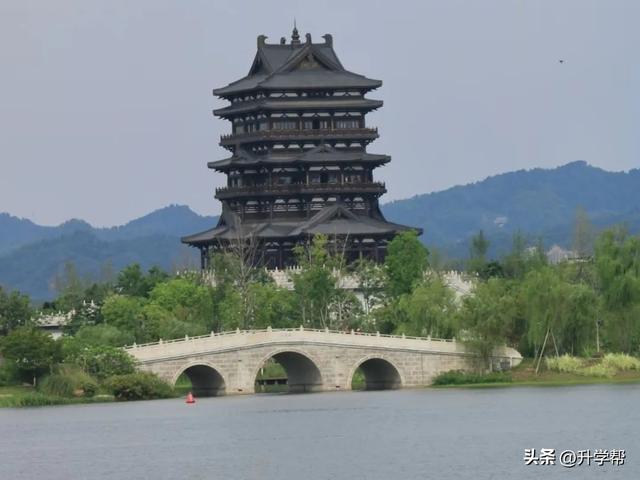 成都一个“天花板”级别公园，面积5000多亩，亭台楼阁，地铁直达