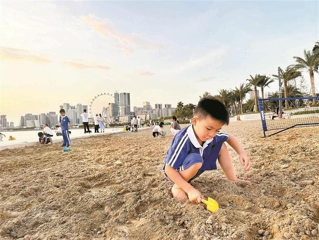 深圳西部有了像样的沙滩，坐标前海石公园