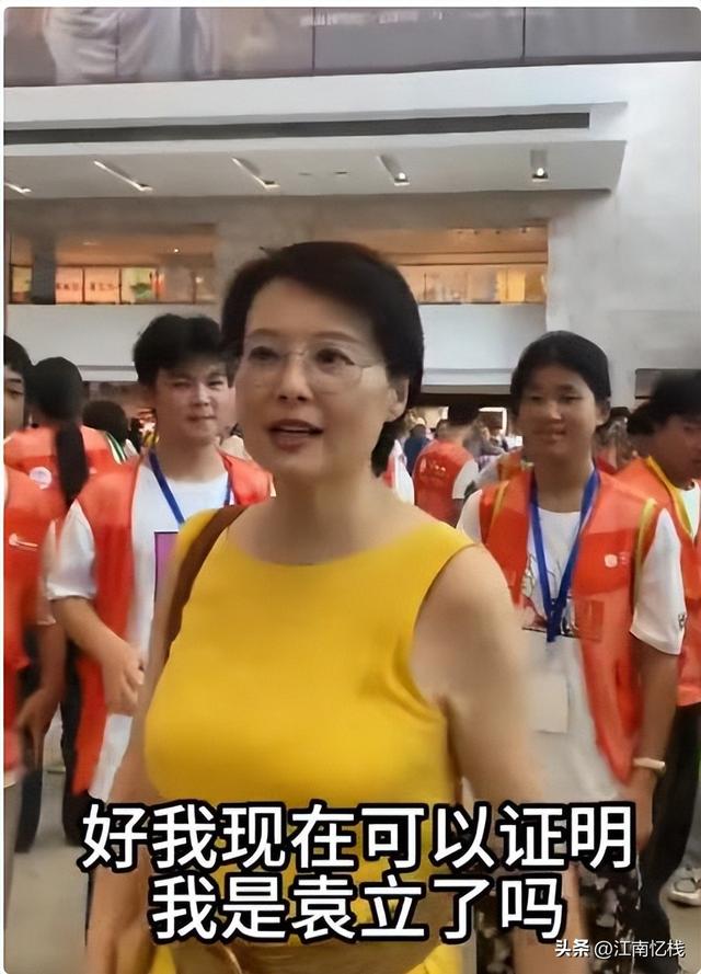 70岁晚节不保！袁立不再隐瞒，张国立丑闻曝光，该慌的不止李红