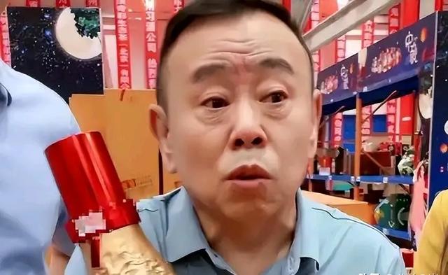 戏子误国？央媒点名痛斥，这6位艺人为捞金害惨老百姓，毫无底线