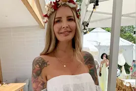 澳女子天生两套生殖器，可同时怀孕？和丈夫拍视频月入数万！图片