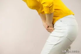 女子不停排尿一天上30多次厕所，“崩溃”的间质性膀胱炎怎么治图片