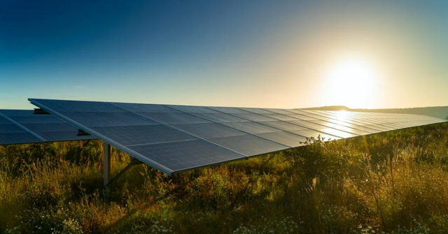 马斯克预言成真，全球争抢的不是芯片，而是中国20万一台的变压器