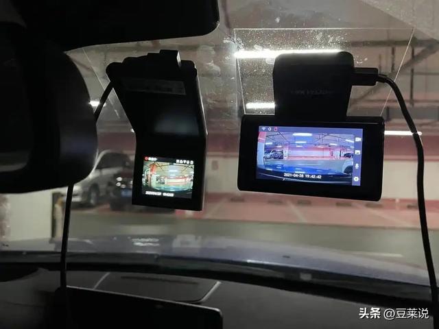 妻子出轨男小三后续：正脸被扒，抓奸画面炸裂，难怪丈夫鱼死网破