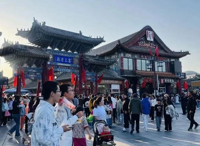 456万人“必打卡”！内蒙古这座“最受欢迎城市”凭什么？