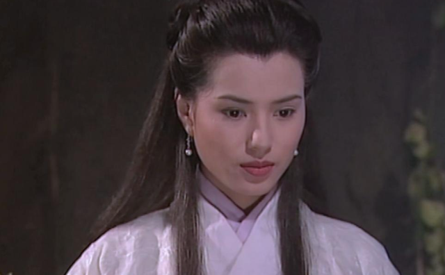 她一生不仅被老头“白睡”10年，还倒贴上亿，如今的下场令人惋惜