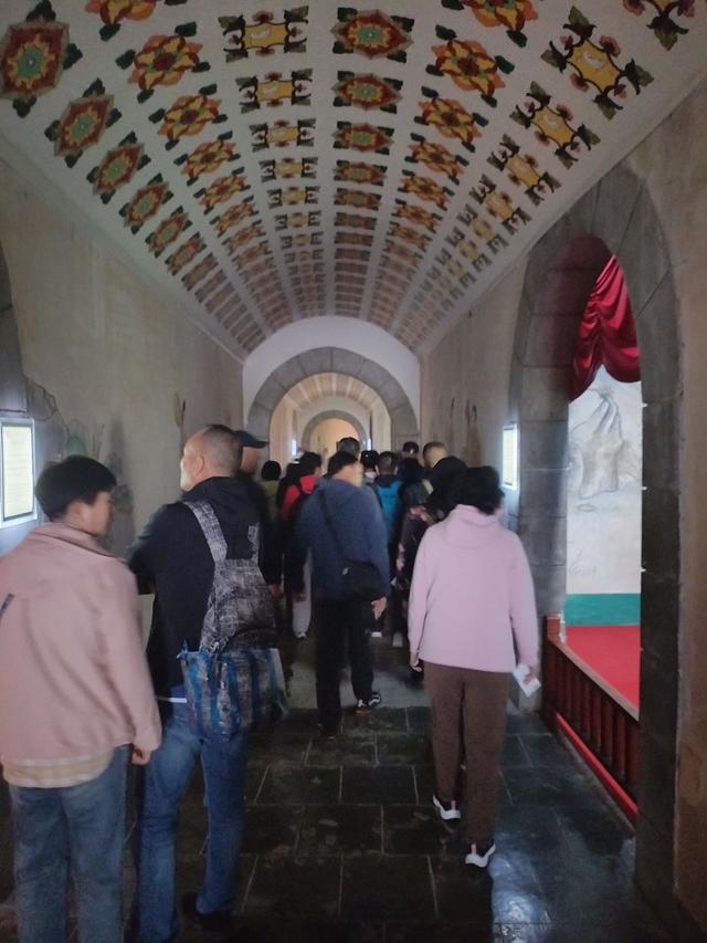 游走乾陵.半部唐史