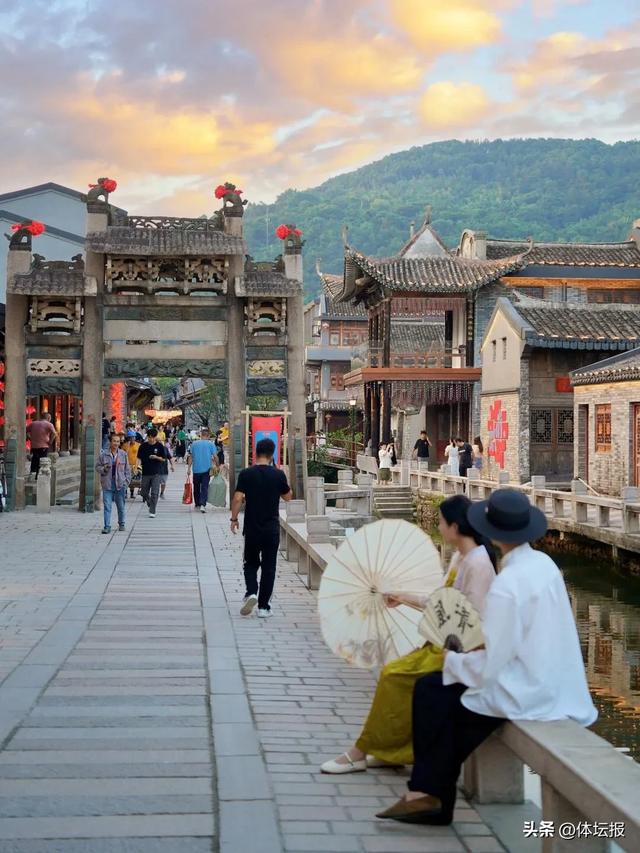 球票别扔！平阳给球迷开挂了：看浙BA+逛非遗市集+游景区，三倍快乐锁死→