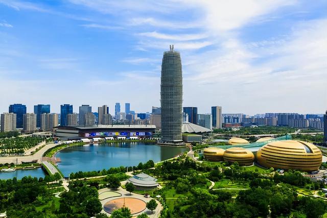 我是嘉兴人，去了趟河南郑州，不吹不黑，郑州比网上评价的还要好