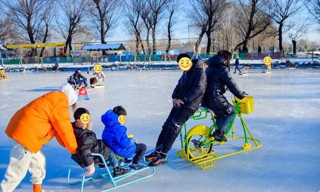 冰上飞驰，全家上阵！海淀北部这个冰乐园，开滑！