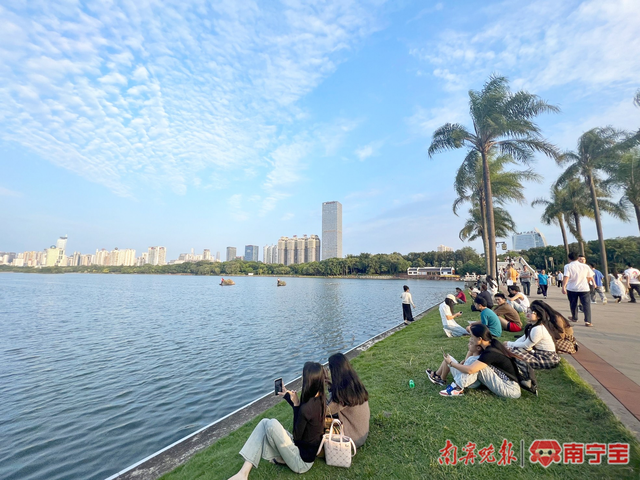 南湖公园九拱桥：桥见历史记忆 拱藏江南诗意