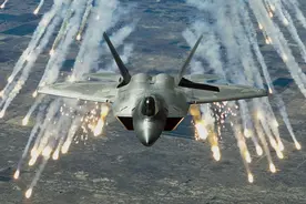 中美印战机数量断崖！美超1万架，印度1645架，中国数量令人意外图片