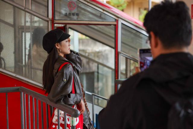 【外眼看云南】“锡都”个旧卸下工装换上运动装，“圈粉”国际博主