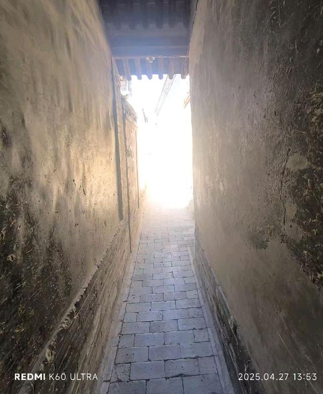 参观游览古代的邮局——河北鸡鸣驿站