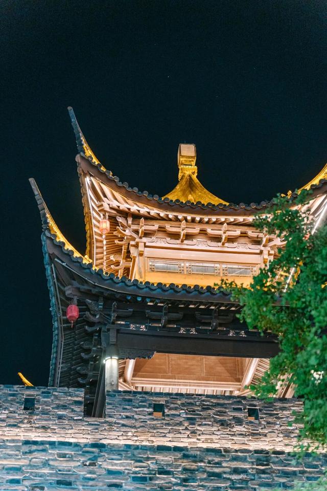 红河弥勒8大超舒服夜游地，感受不一样的诗情画意与烟火气息