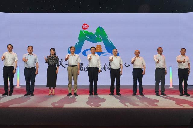 “江右潮起，屏融万象”——江西广播电视台文旅融媒体中心盛大启幕