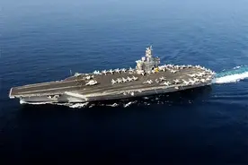 美英空袭也门炸死16人，胡塞武装进行报复，袭击美艾森豪威尔航母图片
