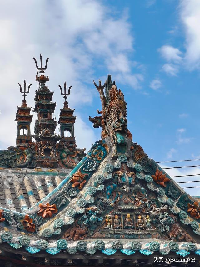 介休乡村封神，500年琉璃镇河楼，小巧却藏大招