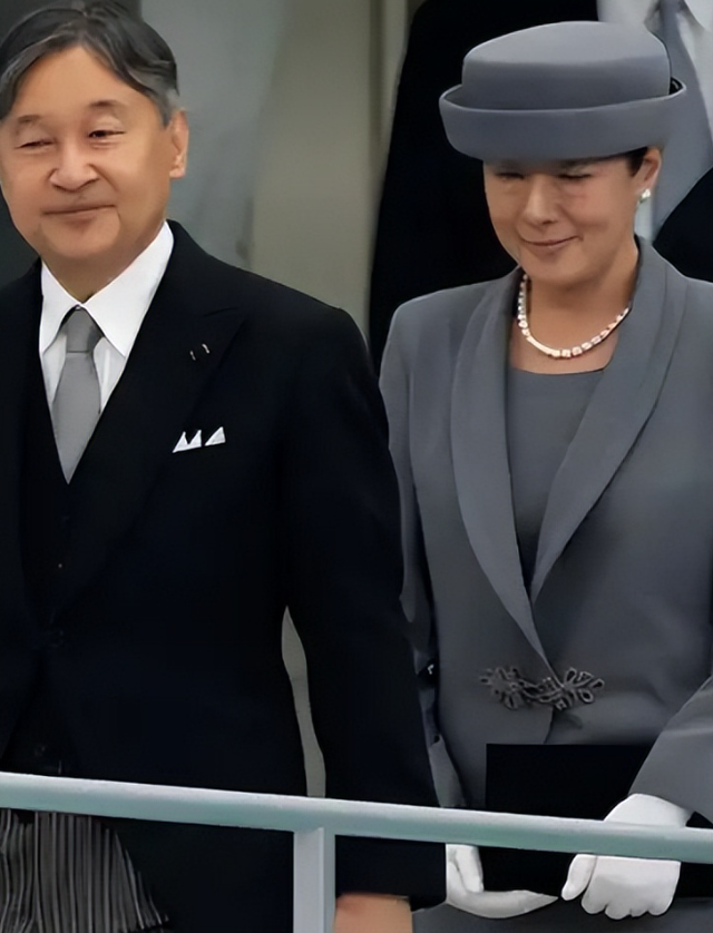 日本天皇亲自出山，对中国的反击正式开始，高市早苗憋出了一妙计