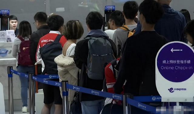 泰国大量水果腐烂，因为摊上的一句中文，中国游客：自己留着吧