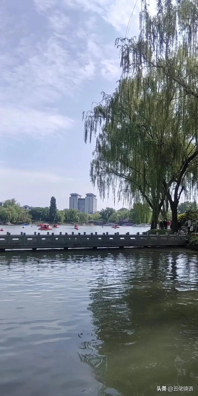 自拍影集（30）紫竹院公园风景绿水轻舟·上