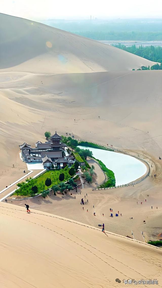 青山绿水陇原披锦绣 一带一路华夏启宏图