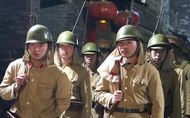 禁令生效，中方对日称呼已变，日右翼开始反水	，枪口对准高市早苗