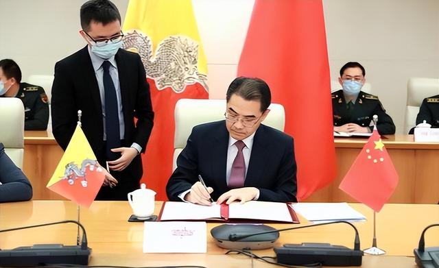 亚洲唯一不和我国建交的国家，首都离我国仅45公里，这是咋回事呢