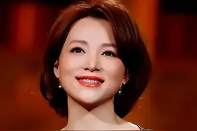 正式官宣！董卿惊喜回归，央视主持阵容大换血，大批00后披挂上阵图片