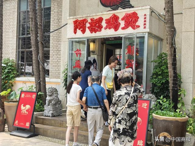 国营老商场突然“翻红”！北京二环新添“citywalk胜地”，“看到每一处都是满满的回忆”