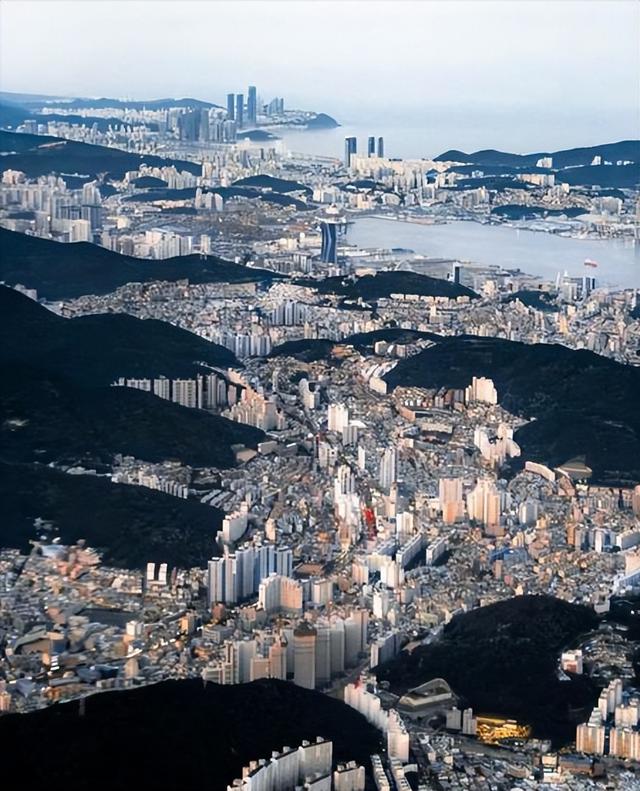 韩国第二大城市：釜山，是一座很特别的城市！