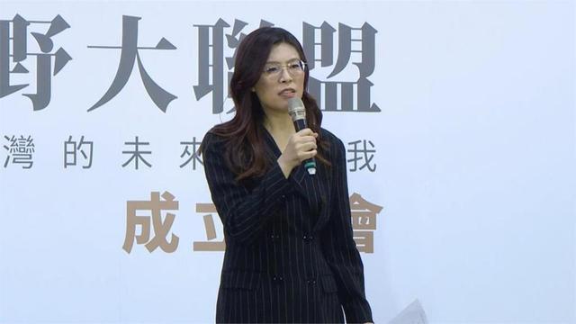 当选不到24小时，郑丽文请求来北京面谈，赖清德朱立伦都没想到