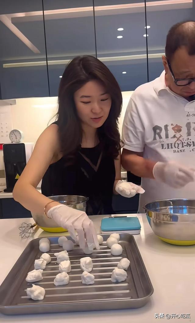 许绍雄去世,死因曝光!半个月前还出门买菜,全网都在送别欢喜哥