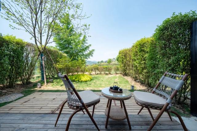 秋崃 | 深秋微凉，正好躲进邛崃山里泡个汤！